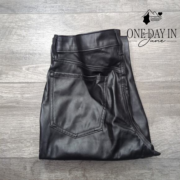 Old Navy High Rise OG Straight Faux Leather Pants Size 6 - Picture 6 of 6